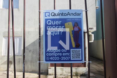 Casa à venda com 110m², 3 quartos e 1 vaga Casa à venda com 110m², 3 quartos e 1 vagaFachada