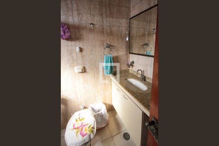 Casa à venda com 220m², 3 quartos e 3 vagasBanheiro Social