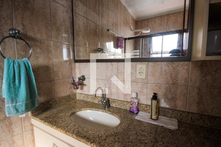 Casa à venda com 220m², 3 quartos e 3 vagasBanheiro Social