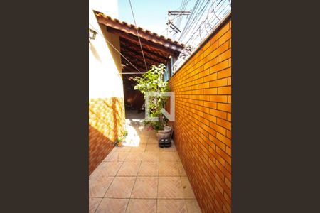 Casa à venda com 220m², 3 quartos e 3 vagasQuintal