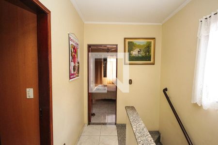 Casa à venda com 220m², 3 quartos e 3 vagasCorredor