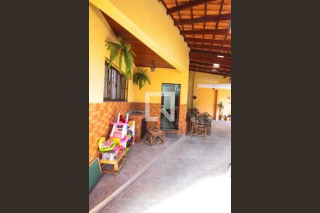 Casa à venda com 220m², 3 quartos e 3 vagasGaragem