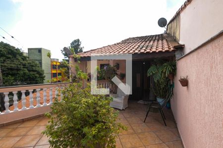 Casa à venda com 220m², 3 quartos e 3 vagasVaranda do Quarto