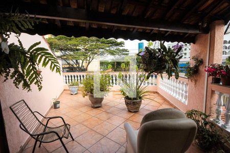 Casa à venda com 220m², 3 quartos e 3 vagasVaranda do Quarto