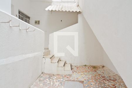Casa para alugar com 50m², 1 quarto e sem vagaÁrea externa