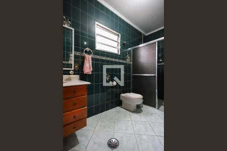 Casa para alugar com 200m², 4 quartos e 2 vagasBanheiro da Suíte