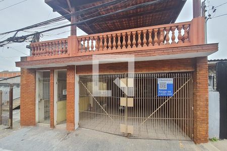 Casa para alugar com 200m², 4 quartos e 2 vagasFachada