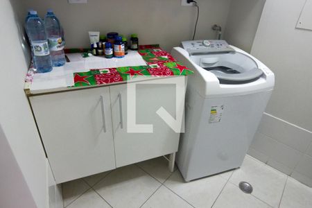 Apartamento à venda com 68m², 1 quarto e sem vagaÁrea de Serviço