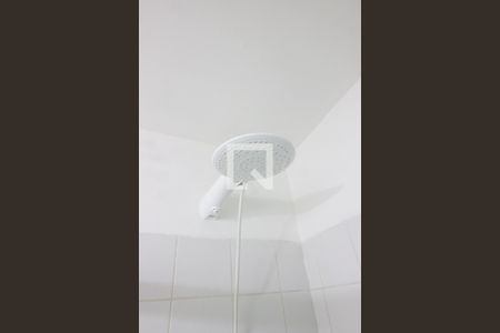 Apartamento à venda com 68m², 1 quarto e sem vagaChuveiro