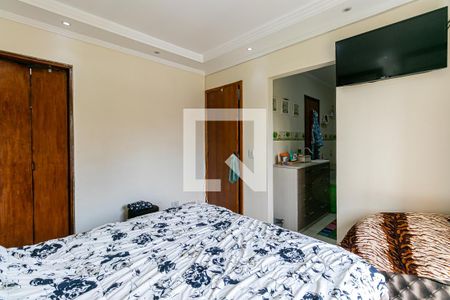 Suíte de casa de condomínio à venda com 3 quartos, 145m² em Chácara Seis de Outubro, São Paulo
