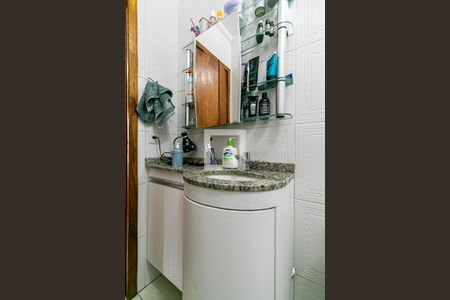 Casa de condomínio para alugar com 145m², 3 quartos e 2 vagasBanheiro da Suíte