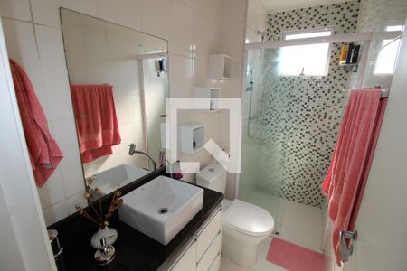 Banheiro de apartamento para alugar com 2 quartos, 48m² em Jardim Nove de Julho, São Paulo