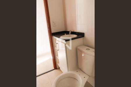 Casa de condomínio à venda com 50m², 2 quartos e 1 vagaBanheiro