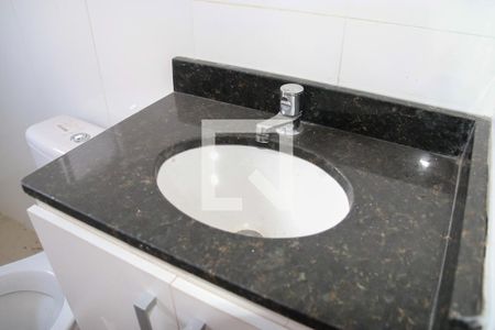 Casa de condomínio à venda com 50m², 2 quartos e 1 vagaBanheiro