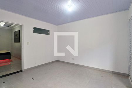Sala de casa de condomínio para alugar com 1 quarto, 35m² em Utinga, Santo André