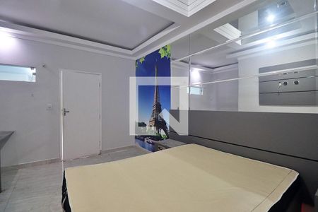 Quarto de casa de condomínio para alugar com 1 quarto, 35m² em Utinga, Santo André