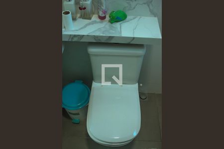 Casa à venda com 360m², 3 quartos e 3 vagas Casa à venda com 360m², 3 quartos e 3 vagasBanheiro