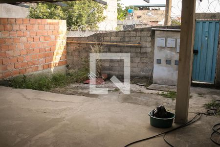 Casa à venda com 360m², 3 quartos e 3 vagas Casa à venda com 360m², 3 quartos e 3 vagasQuintal