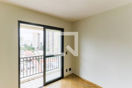 Sala de apartamento para alugar com 3 quartos, 70m² em Jardim Santo Amaro, São Paulo