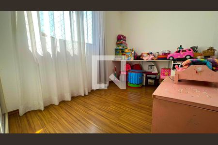 Apartamento à venda com 132m², 4 quartos e 2 vagasQuarto 3