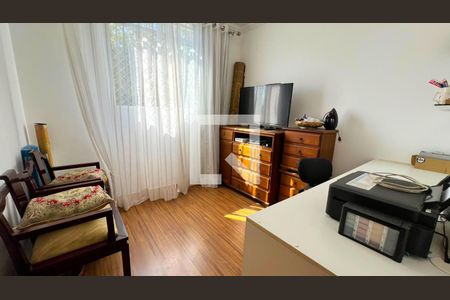 Apartamento à venda com 132m², 4 quartos e 2 vagasQuarto 2