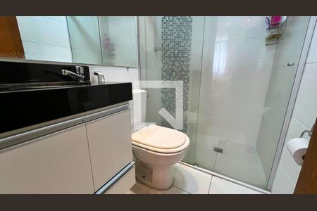 Apartamento à venda com 132m², 4 quartos e 2 vagasBanheiro