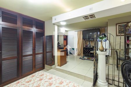 Apartamento à venda com 420m², 5 quartos e 4 vagasSuíte 3