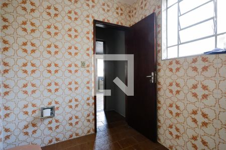 Casa à venda com 100m², 3 quartos e 2 vagas Casa à venda com 100m², 3 quartos e 2 vagasBanheiro 1