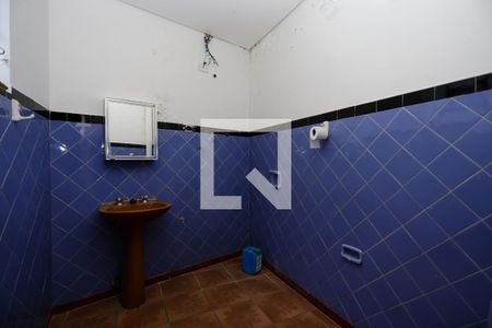 Casa à venda com 100m², 3 quartos e 2 vagas Casa à venda com 100m², 3 quartos e 2 vagasBanheiro 2