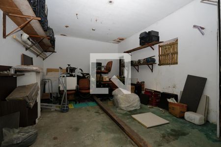 Casa à venda com 100m², 3 quartos e 2 vagas Casa à venda com 100m², 3 quartos e 2 vagasGaragem