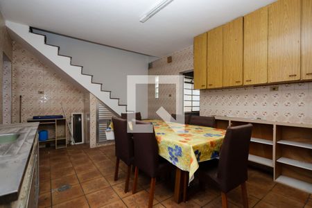 Casa à venda com 100m², 3 quartos e 2 vagas Casa à venda com 100m², 3 quartos e 2 vagasCozinha