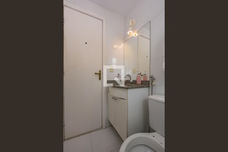 Apartamento para alugar com 72m², 3 quartos e 1 vaga Apartamento para alugar com 72m², 3 quartos e 1 vagaBanheiro Social