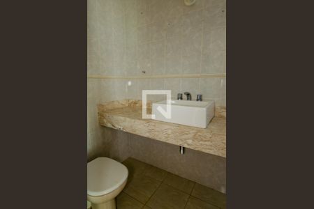 Apartamento à venda com 217m², 3 quartos e 3 vagasBanheiro Social