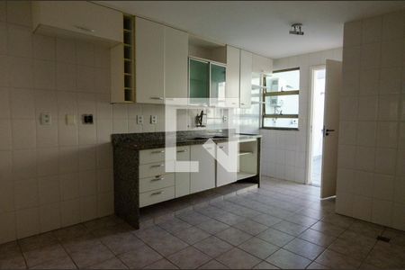 Apartamento à venda com 217m², 3 quartos e 3 vagasCozinha