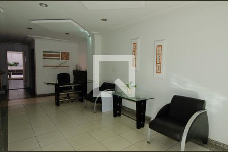 Apartamento à venda com 217m², 3 quartos e 3 vagasHall