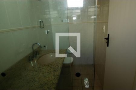 Apartamento à venda com 217m², 3 quartos e 3 vagasBanheiro da Suíte