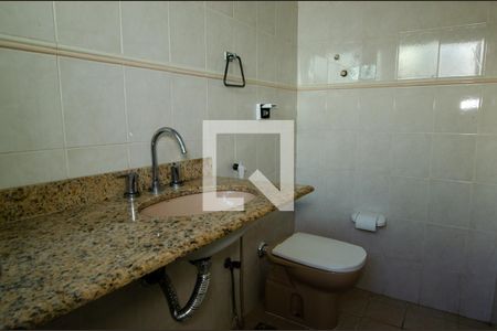 Apartamento à venda com 217m², 3 quartos e 3 vagasBanheiro da Suíte