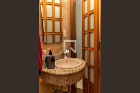 Casa à venda com 380m², 3 quartos e 3 vagasLavabo