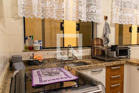 Casa à venda com 380m², 3 quartos e 3 vagasCozinha