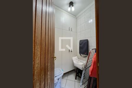 Casa à venda com 380m², 3 quartos e 3 vagasÁrea de Serviço