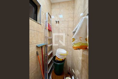 Casa à venda com 380m², 3 quartos e 3 vagasBanheiro