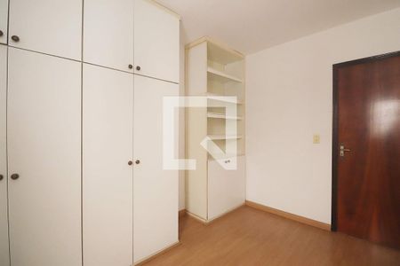 Apartamento à venda com 107m², 3 quartos e 2 vagasQuarto 2