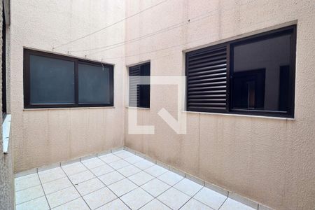 Apartamento à venda com 107m², 3 quartos e 2 vagasQuintal