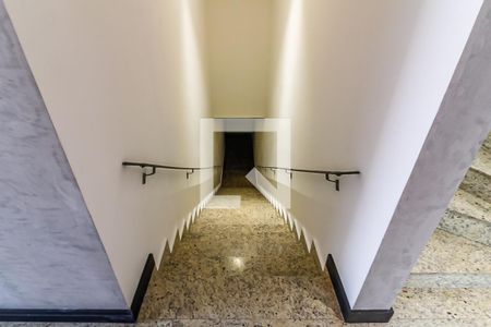 Entrada de kitnet/studio para alugar com 1 quarto, 33m² em Parada Inglesa, São Paulo
