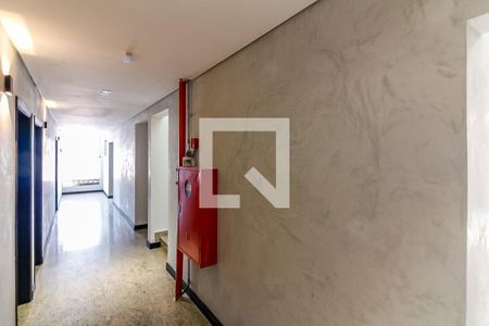 Entrada de kitnet/studio para alugar com 1 quarto, 33m² em Parada Inglesa, São Paulo