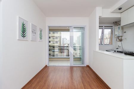 Sala de apartamento à venda com 1 quarto, 40m² em Vila Regente Feijó, São Paulo