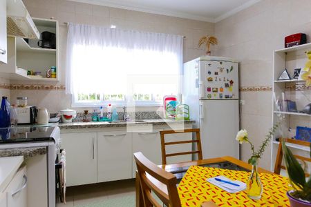 Casa à venda com 140m², 3 quartos e 2 vagasCozinha