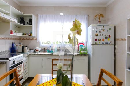 Casa à venda com 140m², 3 quartos e 2 vagasCozinha