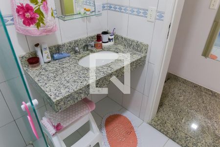 Casa à venda com 140m², 3 quartos e 2 vagasBanheiro Social