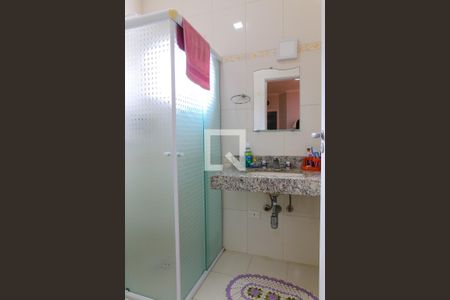 Casa à venda com 140m², 3 quartos e 2 vagasBanheiro da Suite